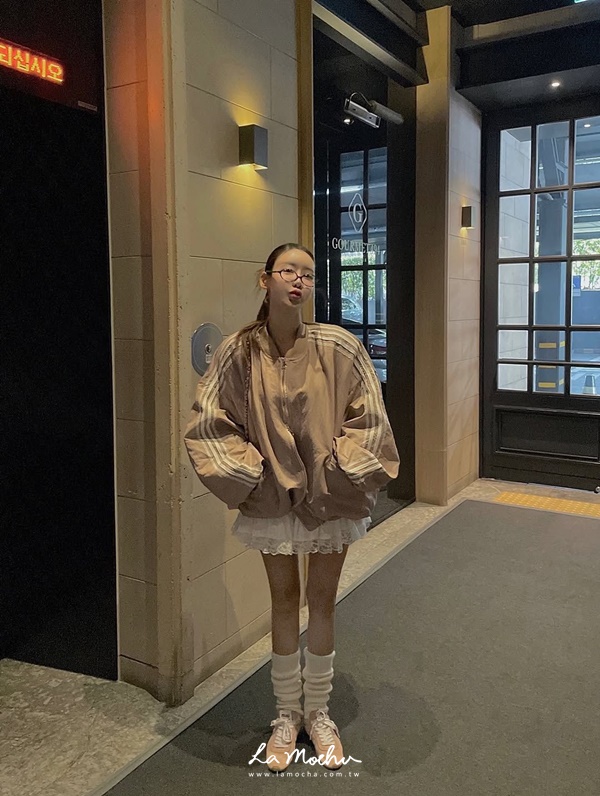 蕾絲線條飛行外套